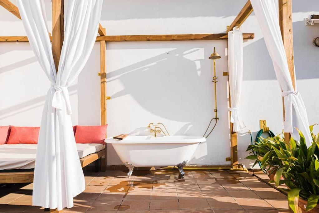 グラナダCosy Loft With Amazing Terrace & Spectacular Viewsアパートメント エクステリア 写真