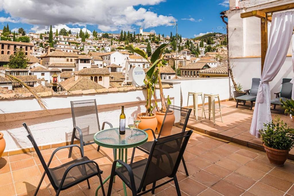 グラナダCosy Loft With Amazing Terrace & Spectacular Viewsアパートメント エクステリア 写真